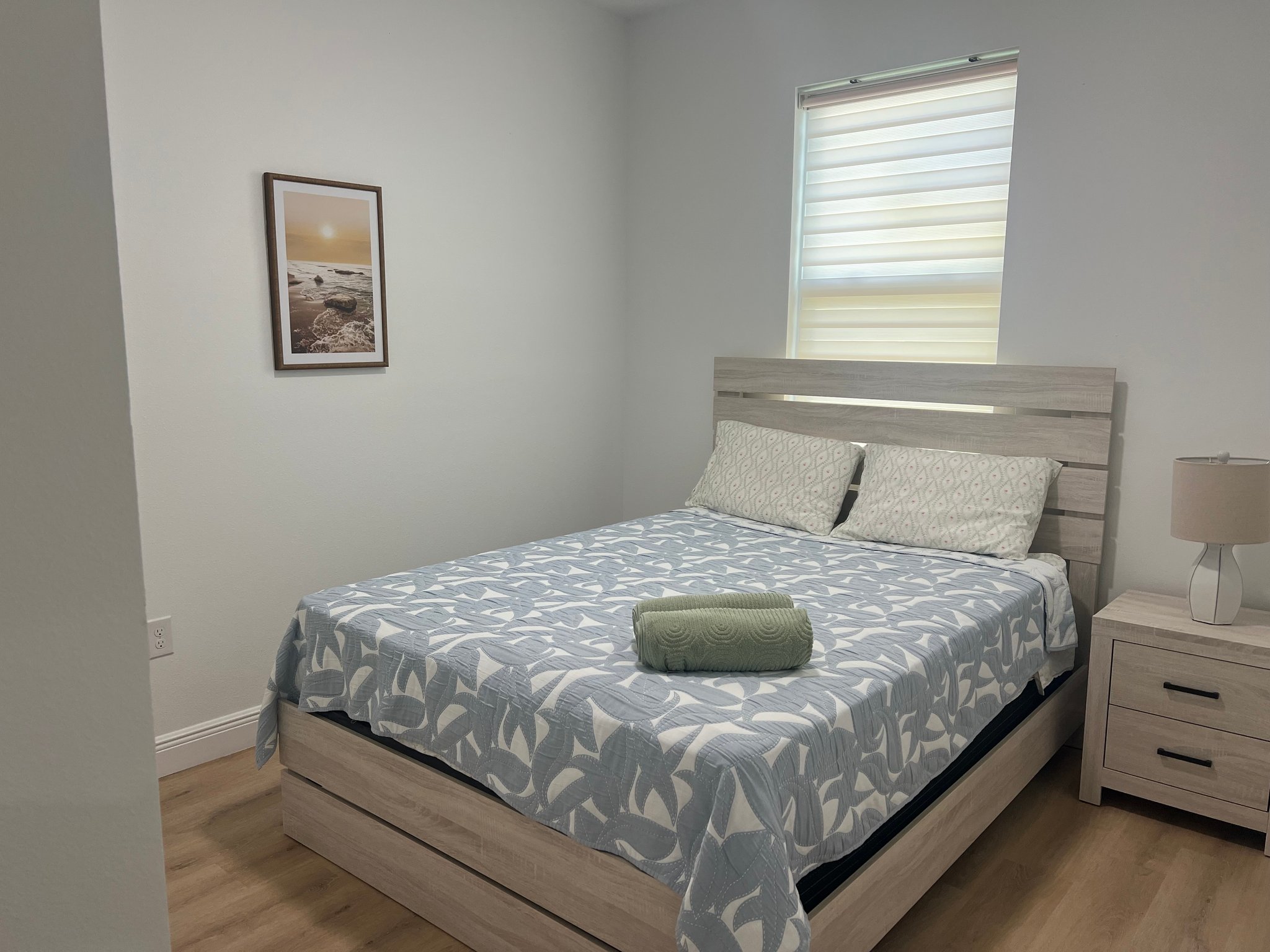 Port Charlotte Single Room: 16443 Strauss Ave