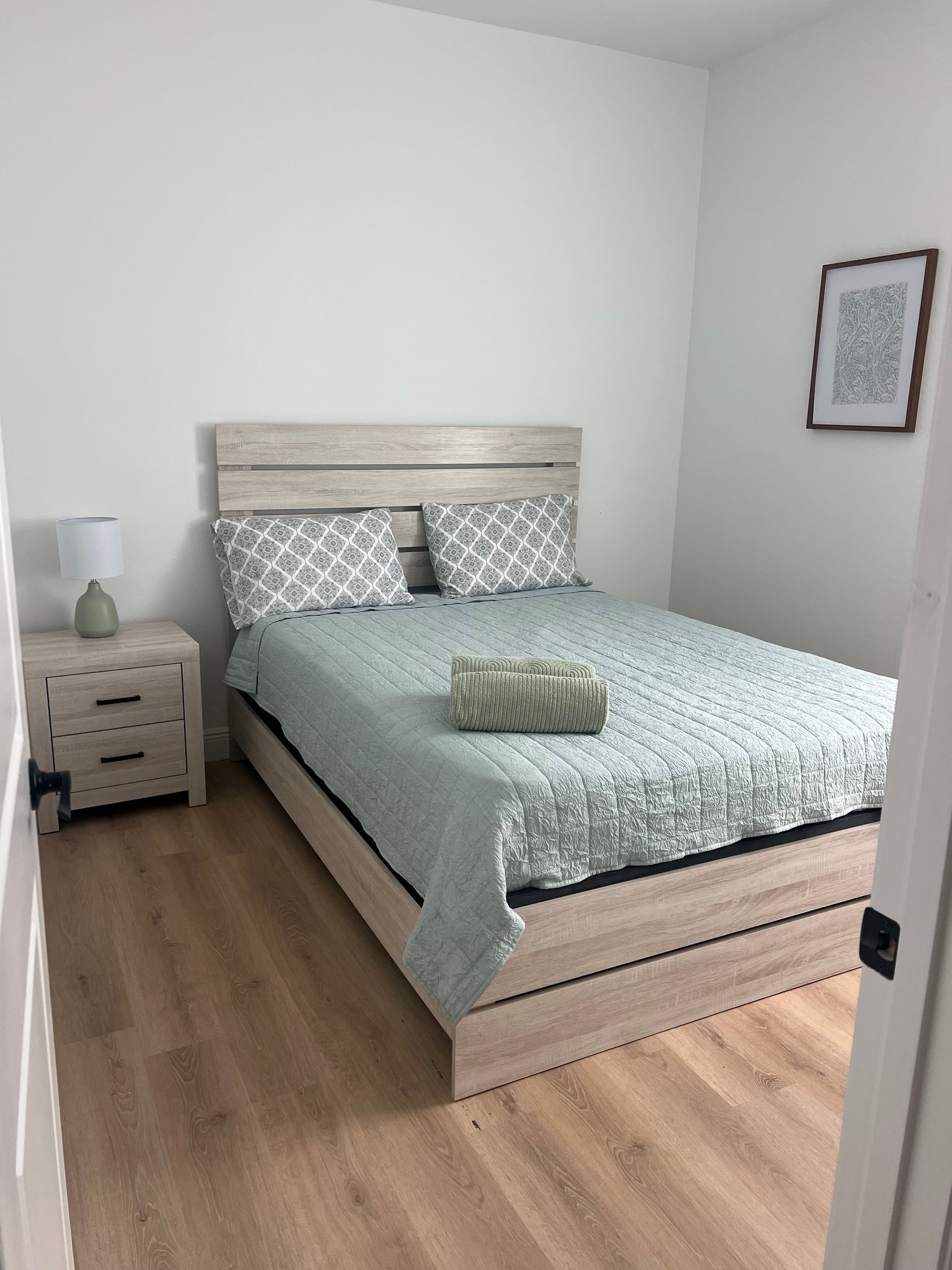 Port Charlotte Single Room: 16443 Strauss Ave