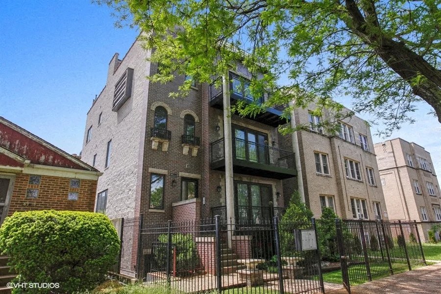 Chicago Condo: 6318 N Albany Ave