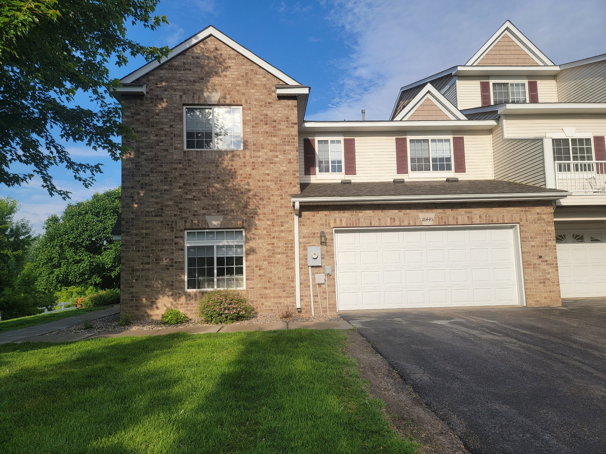 Lakeville Townhome: 18445 Lafayette Way