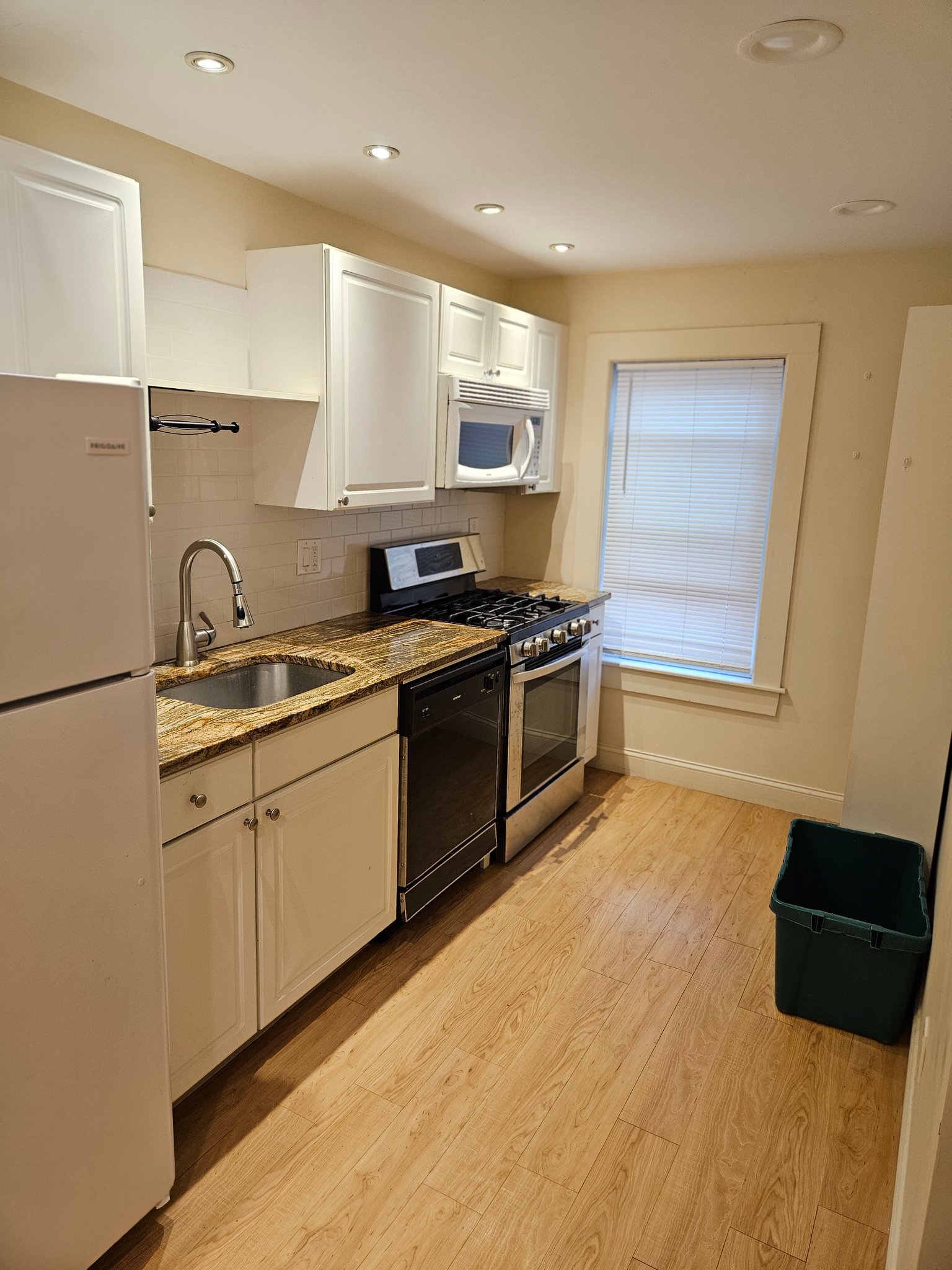 Nashua Apartment: 2 Mitchell St.