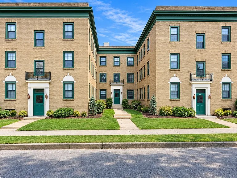 Audubon Apartment: 109 Chestnut St.