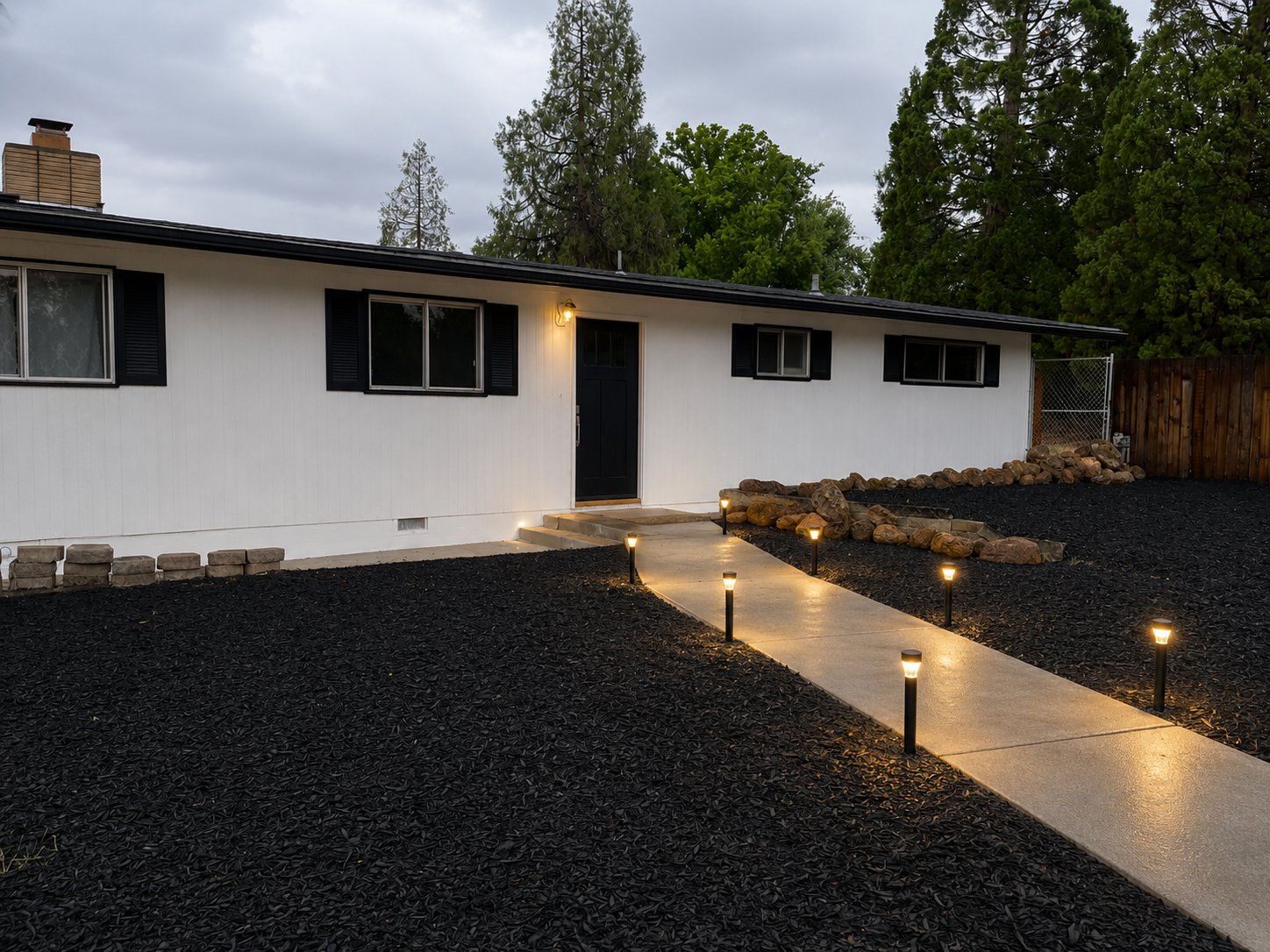 Medford House: 1801 Siskiyou Blvd