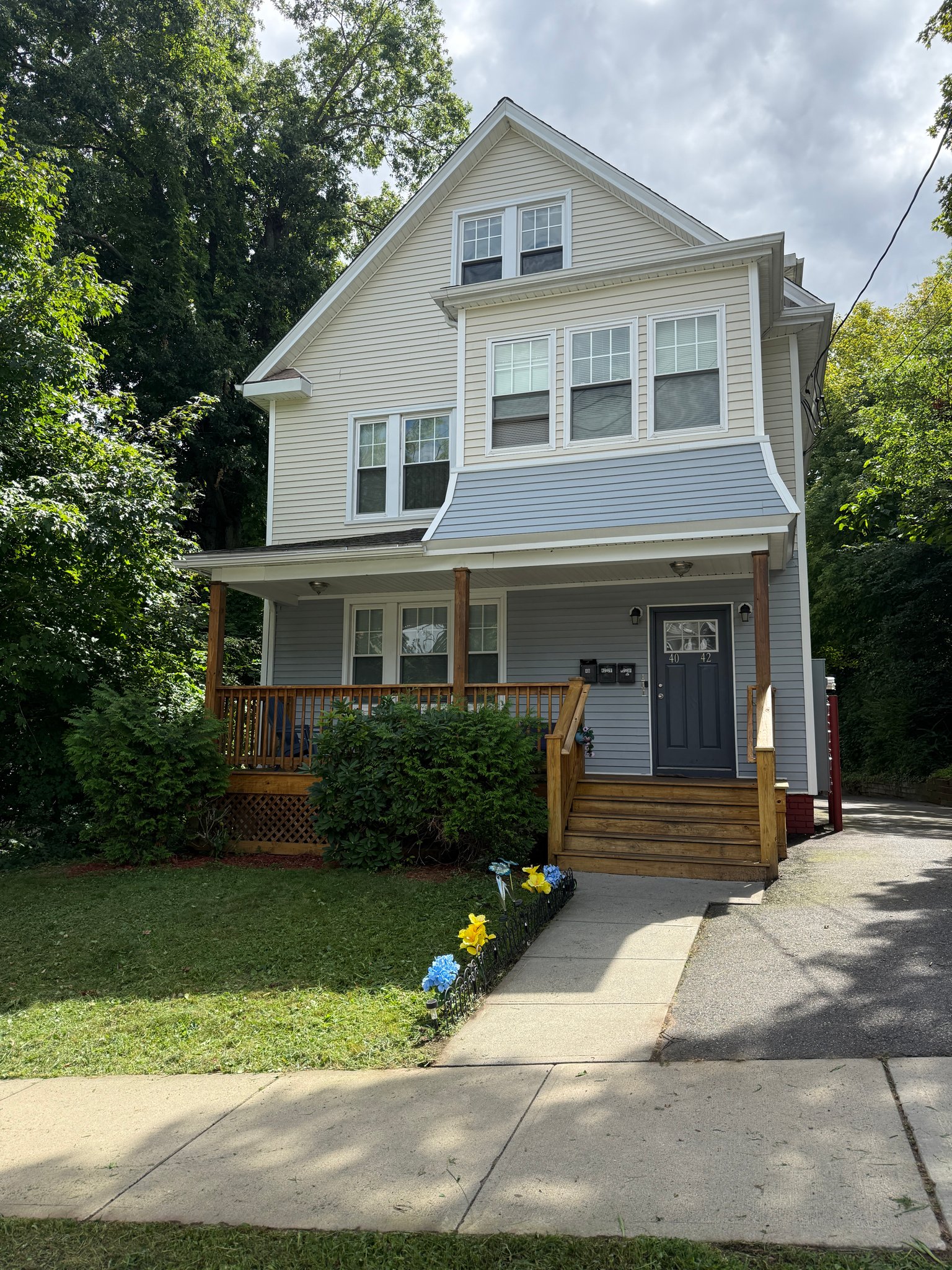 New Haven Multiplex: 42 #3 Fairfield St