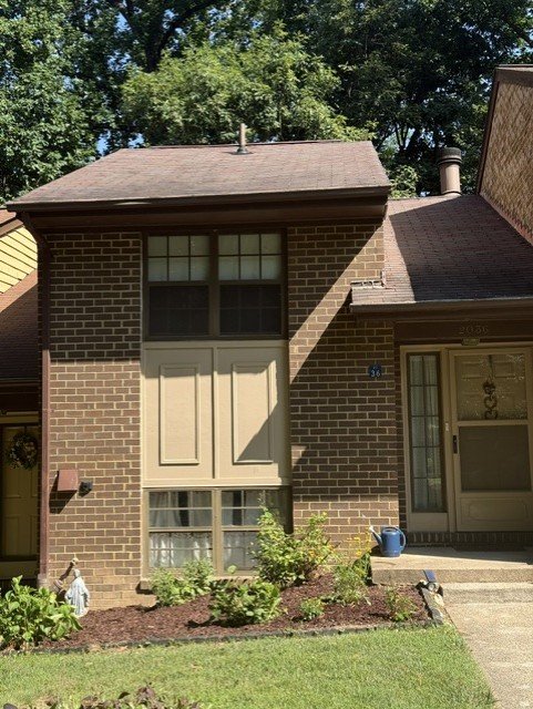 Reston Townhome: 2036 Headlands Circle