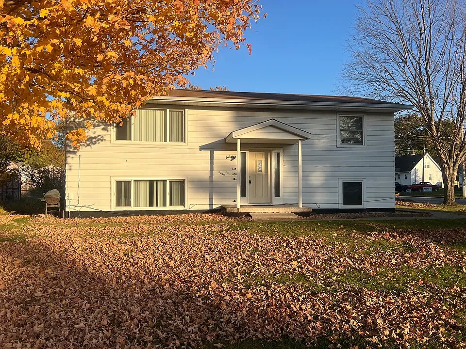 Waterloo Multiplex: 608-610 Martin Rd.