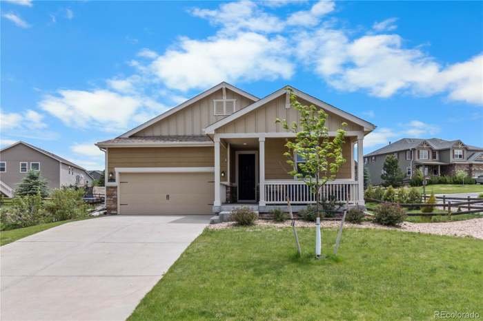 Elizabeth House: 42320 Forest Oaks Dr