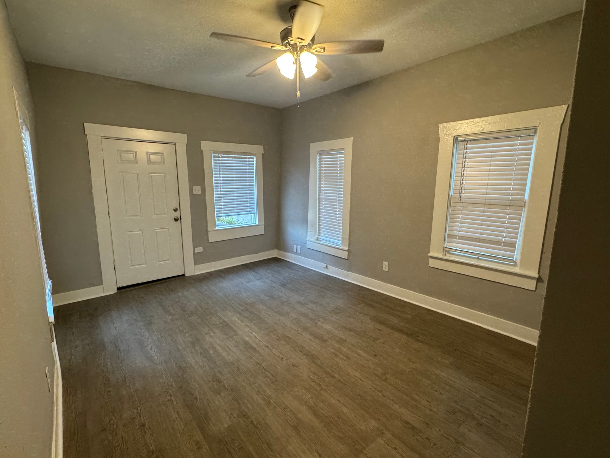 San Antonio House: 629 Potomac