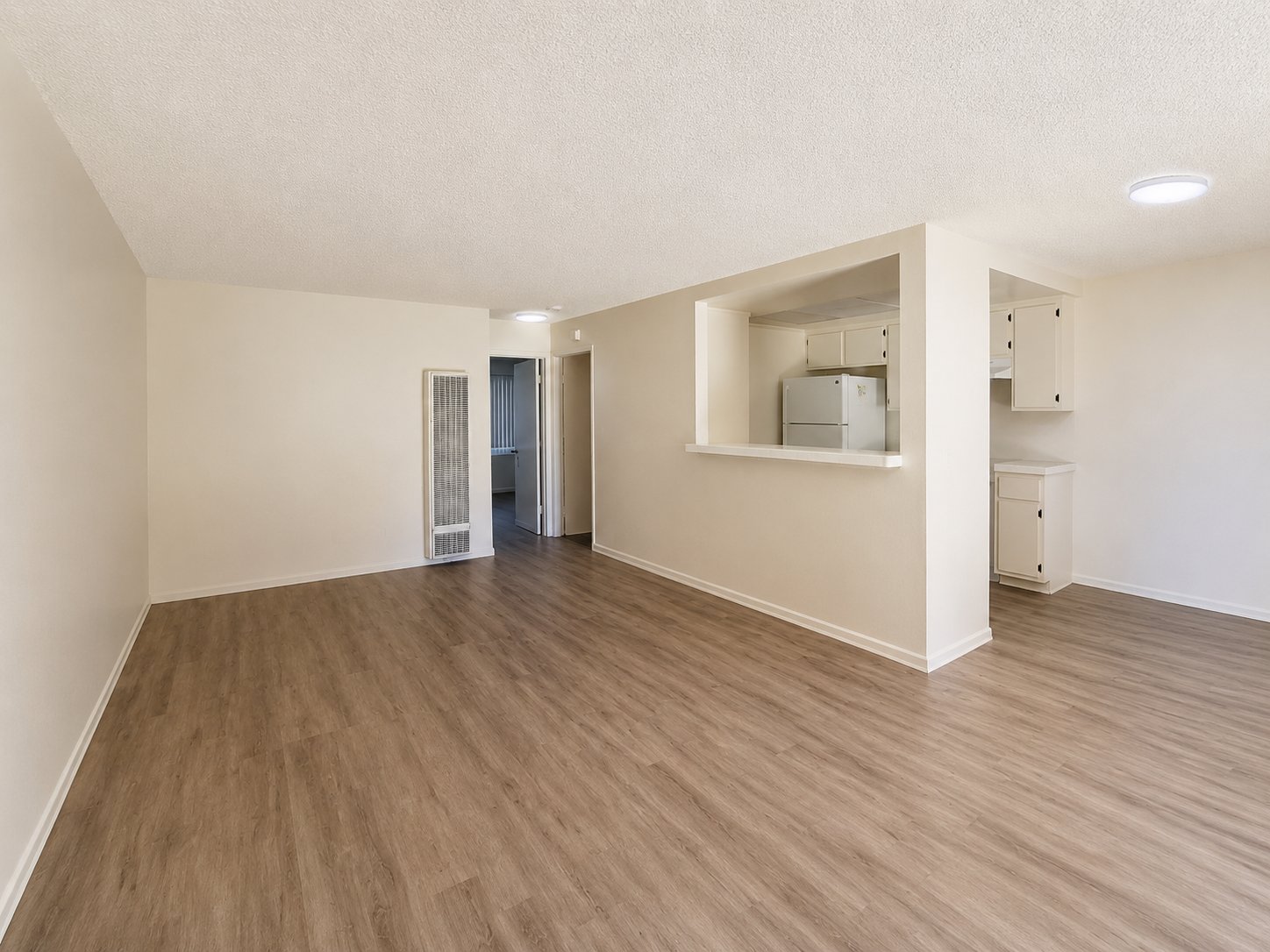 Los Angeles Apartment: 236-254 S Ave 24