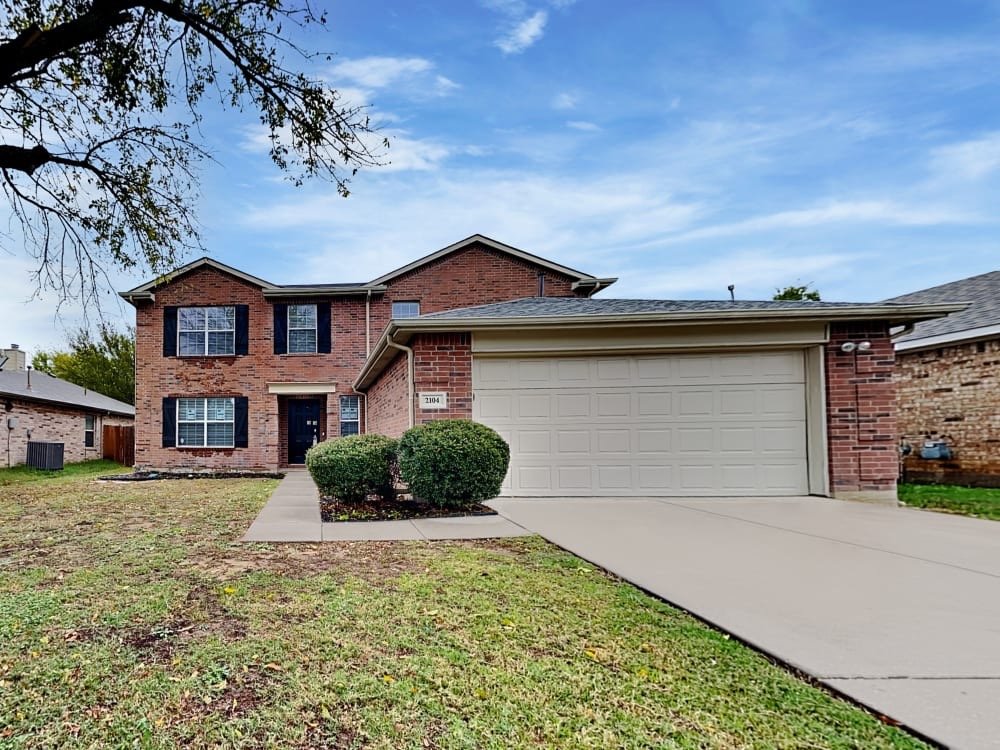 Denton House: 7205 Silktree Ct