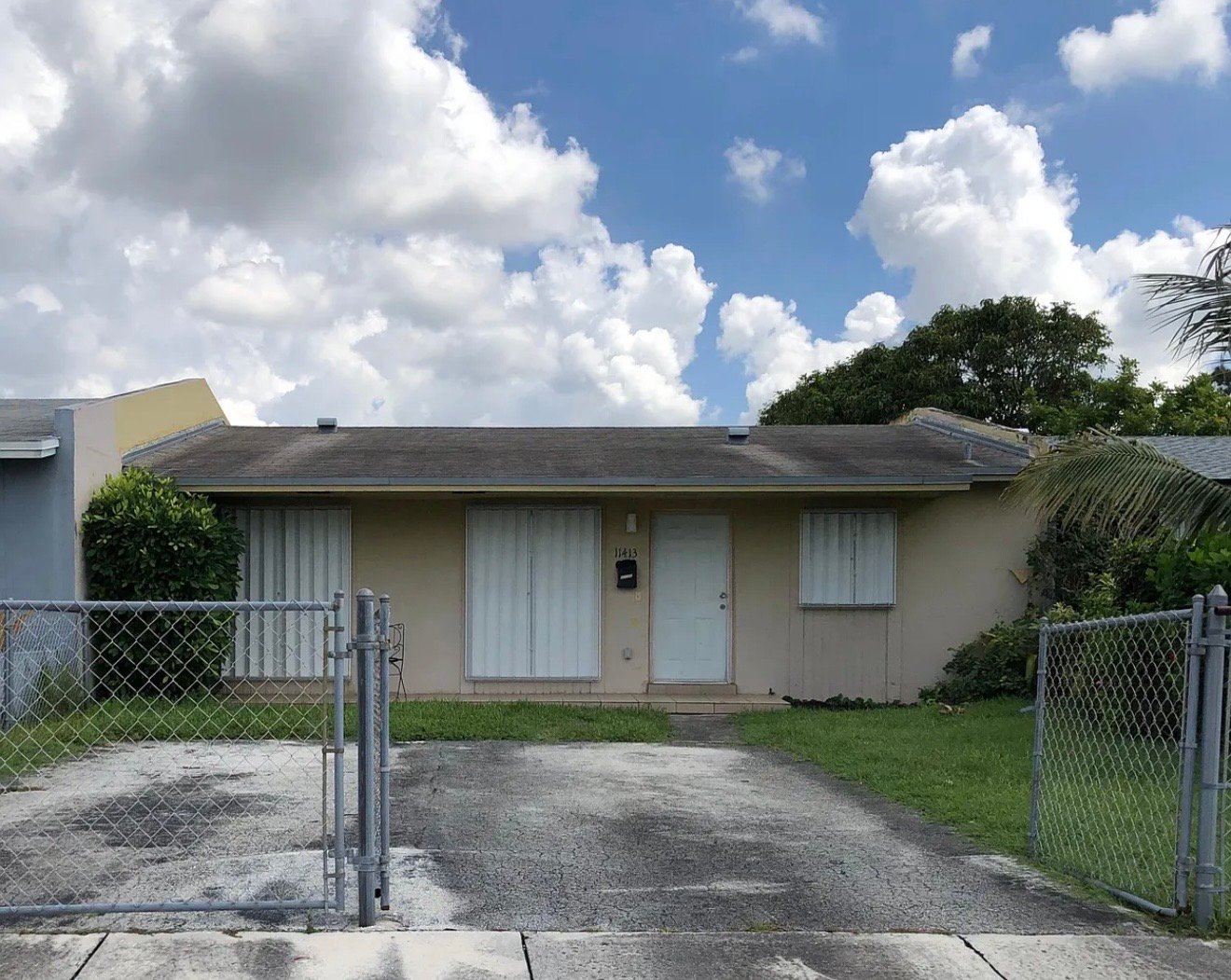 Miami Townhome: 11413 SW 150th Dr