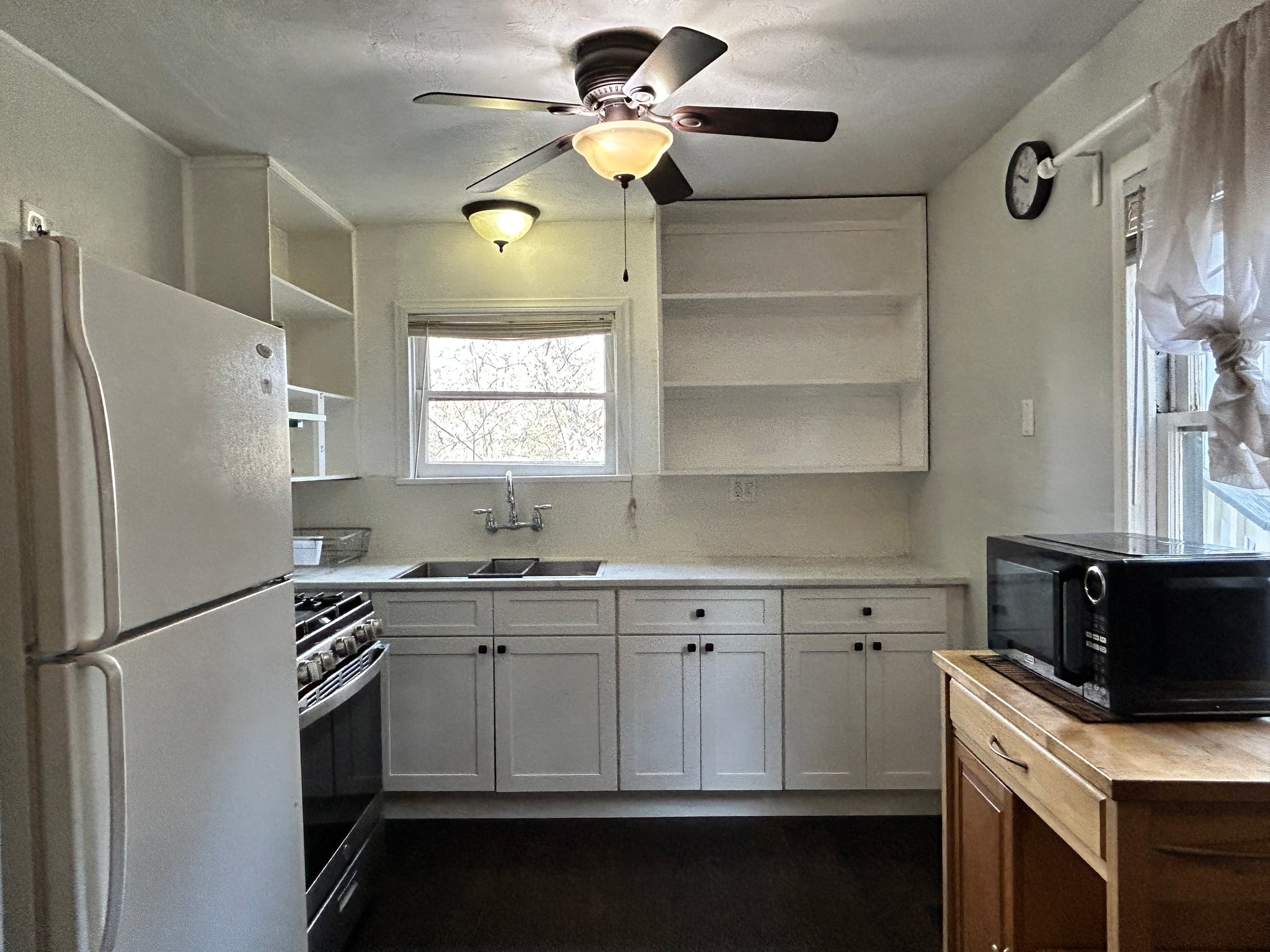 Cedarpines Park House: 22008 Crest Forest Dr