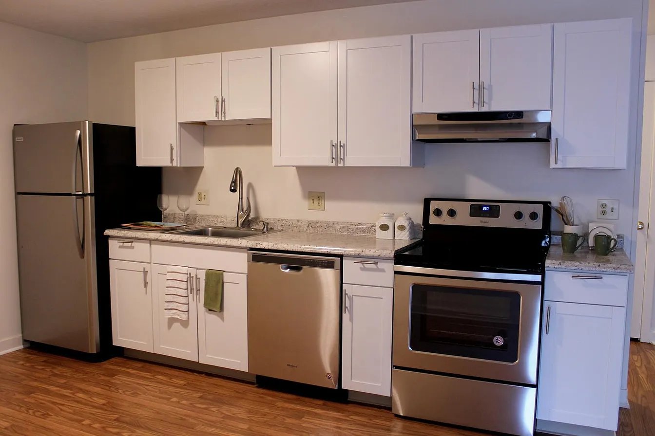 Amherst Apartment: 30 Gatehouse Road