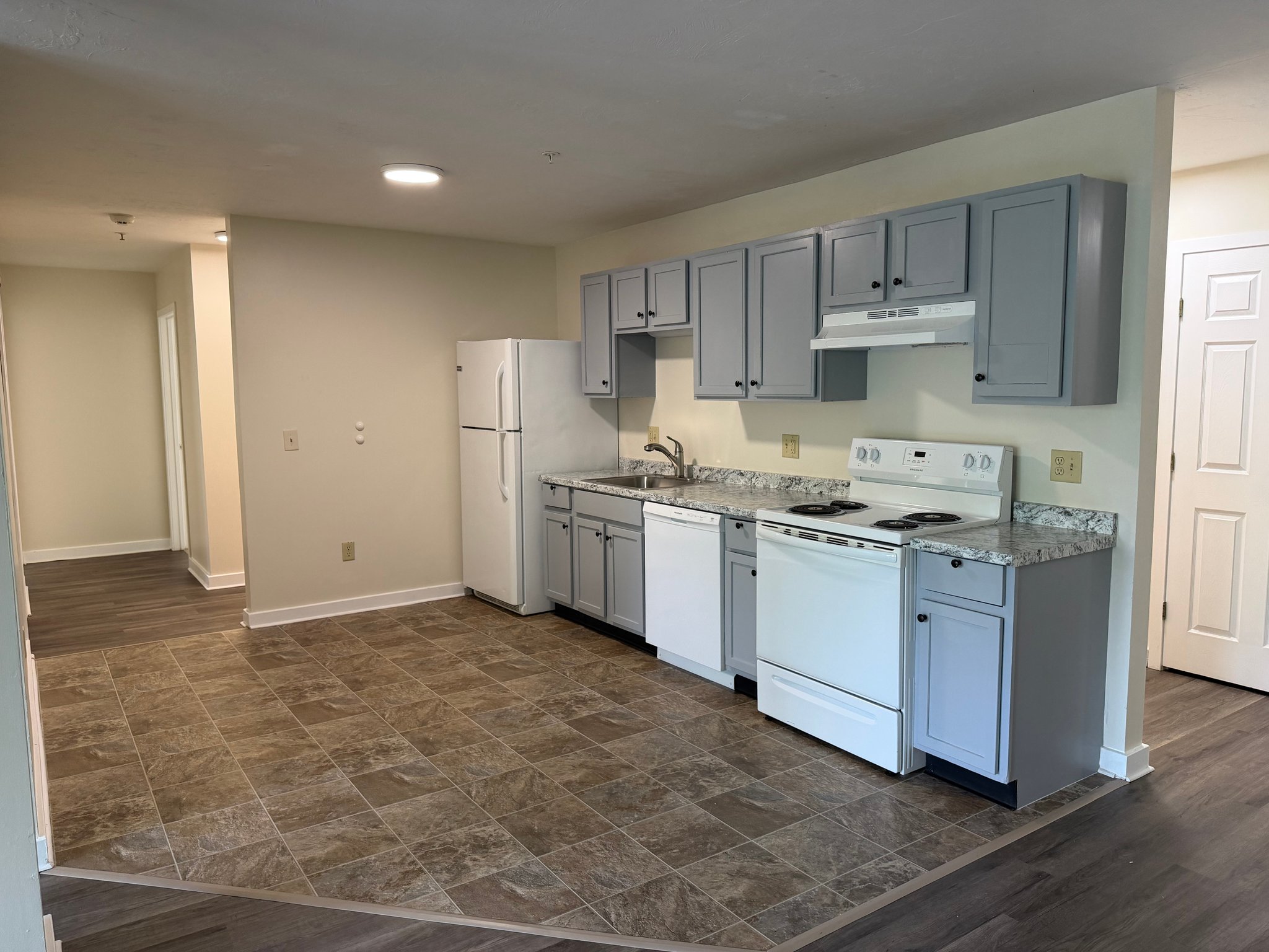 Amherst Apartment: 30 Gatehouse Road
