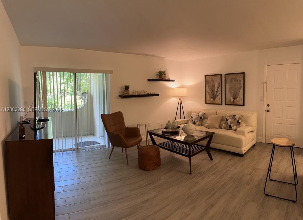Miami Condo: 4740 NW 102nd Ave Unit#106-14