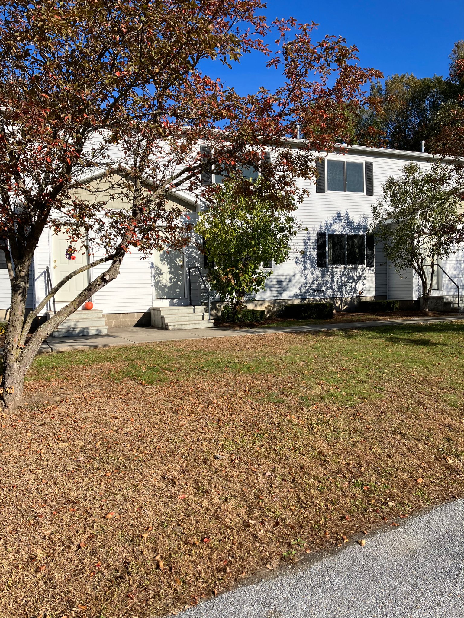Colchester Apartment: 0 Autumn Woods