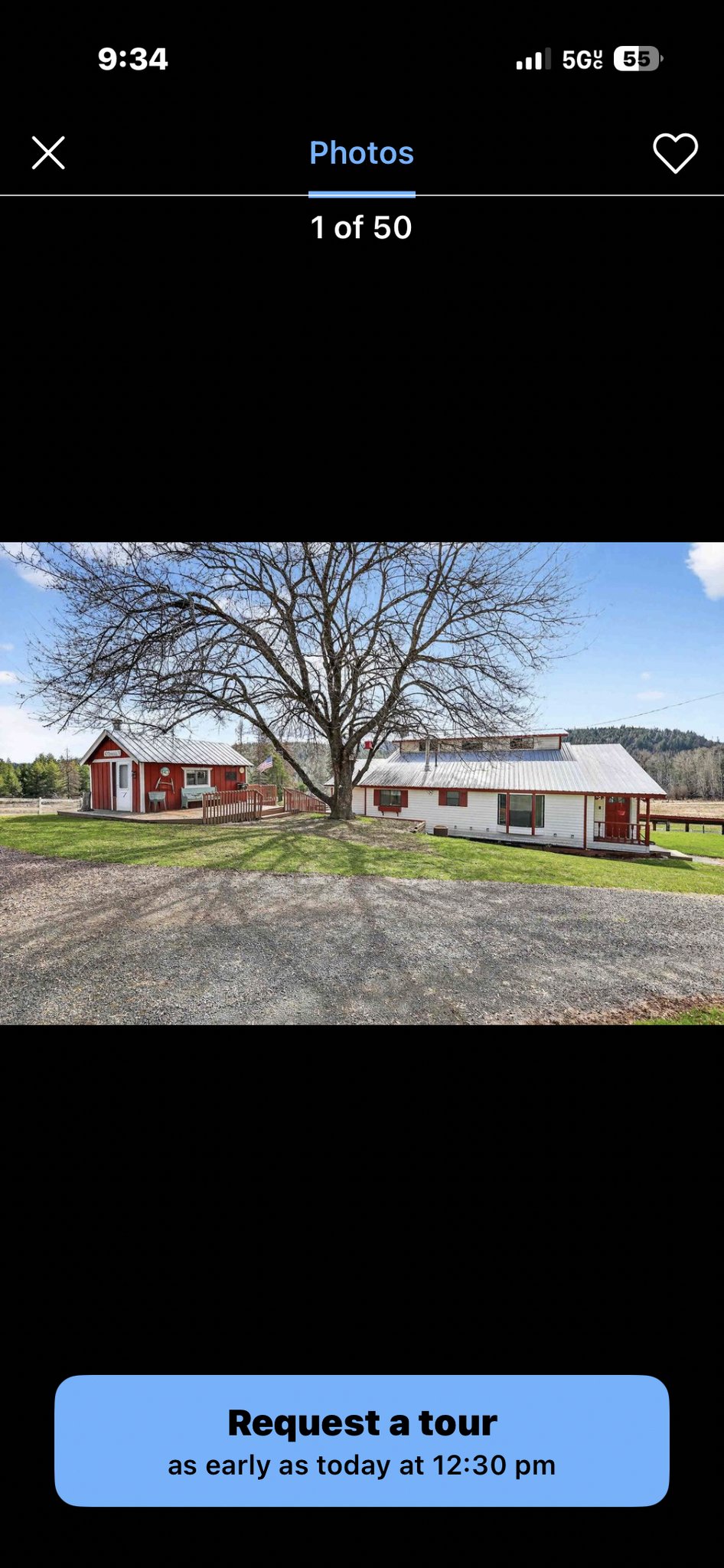 Newport House: 131 Country Ln