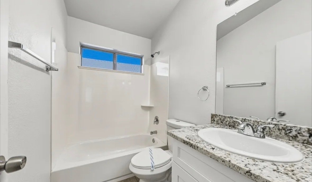 Orlando House: 2324 Plantation Oak Dr
