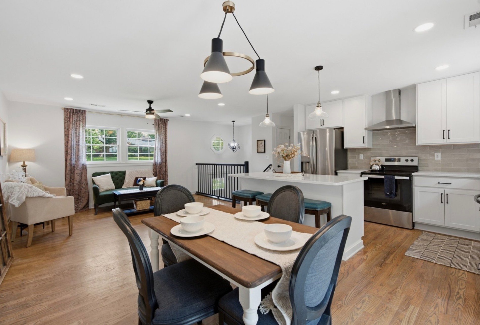 Lewisburg House: 625 6th Ave South