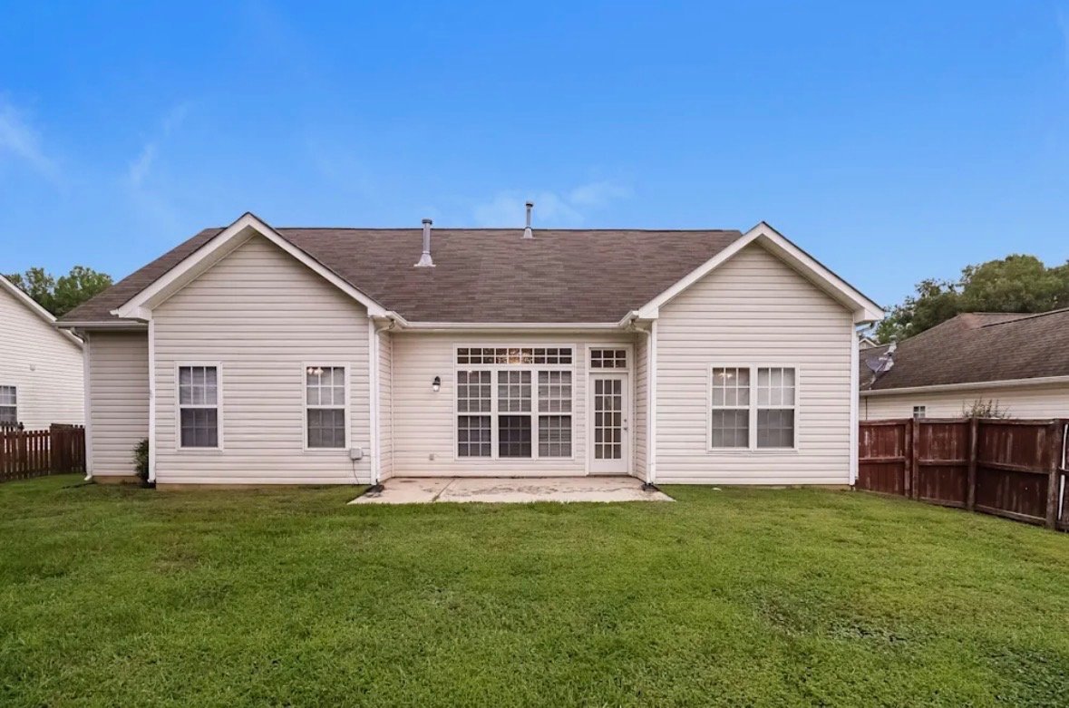 Mooresville House: 132 sweet Martha Dr