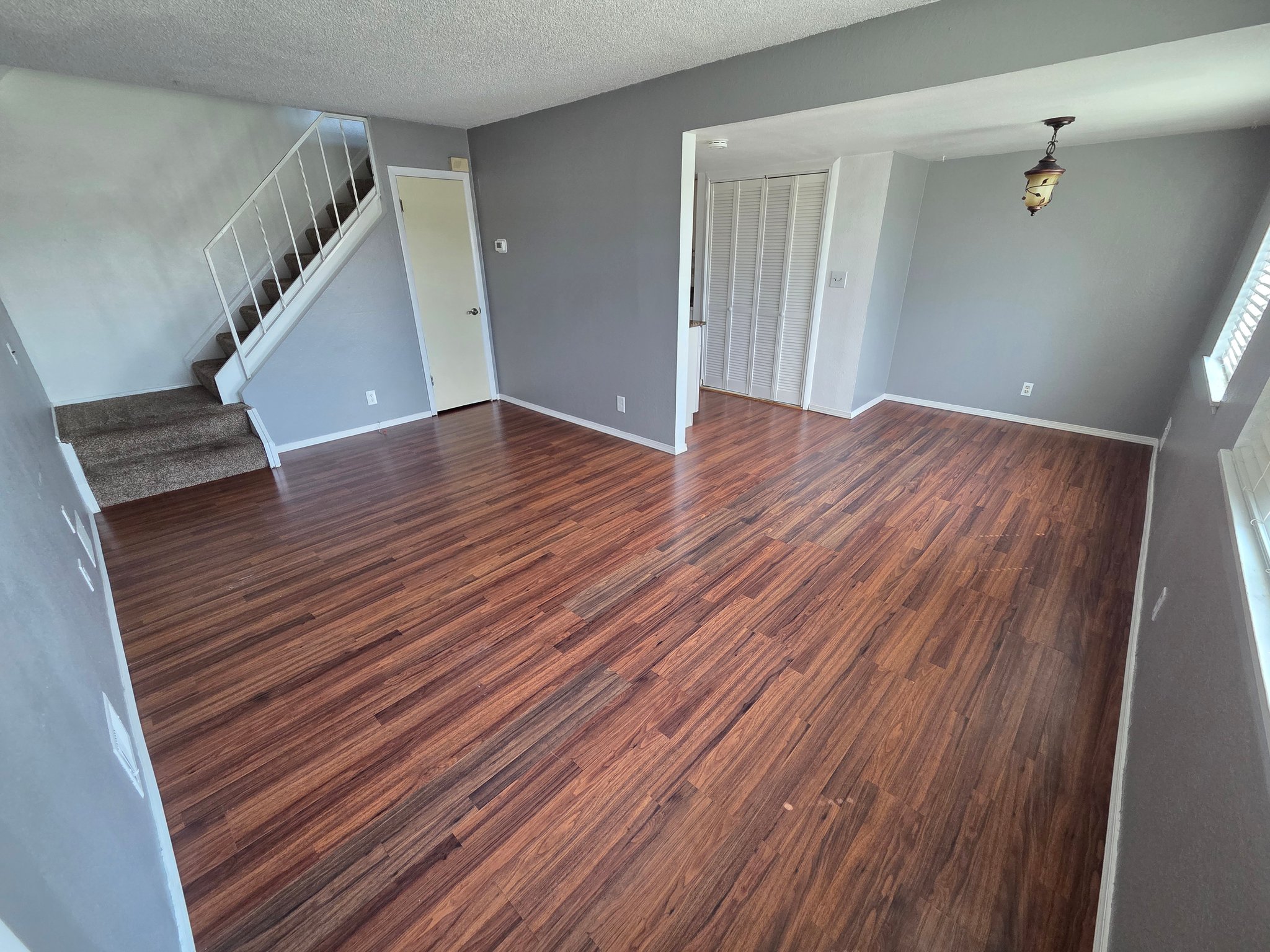 Lakewood Townhome: 3354 South Flower Street
