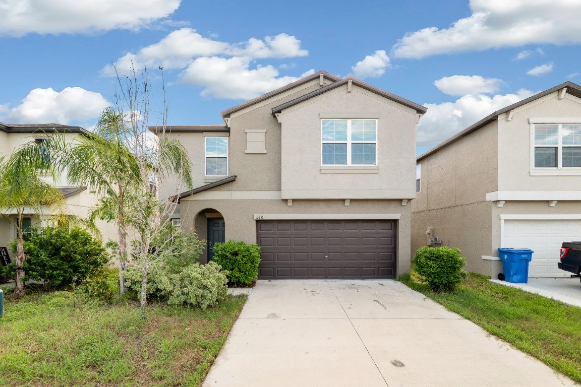 Ruskin House: 588 Royal Empress Dr