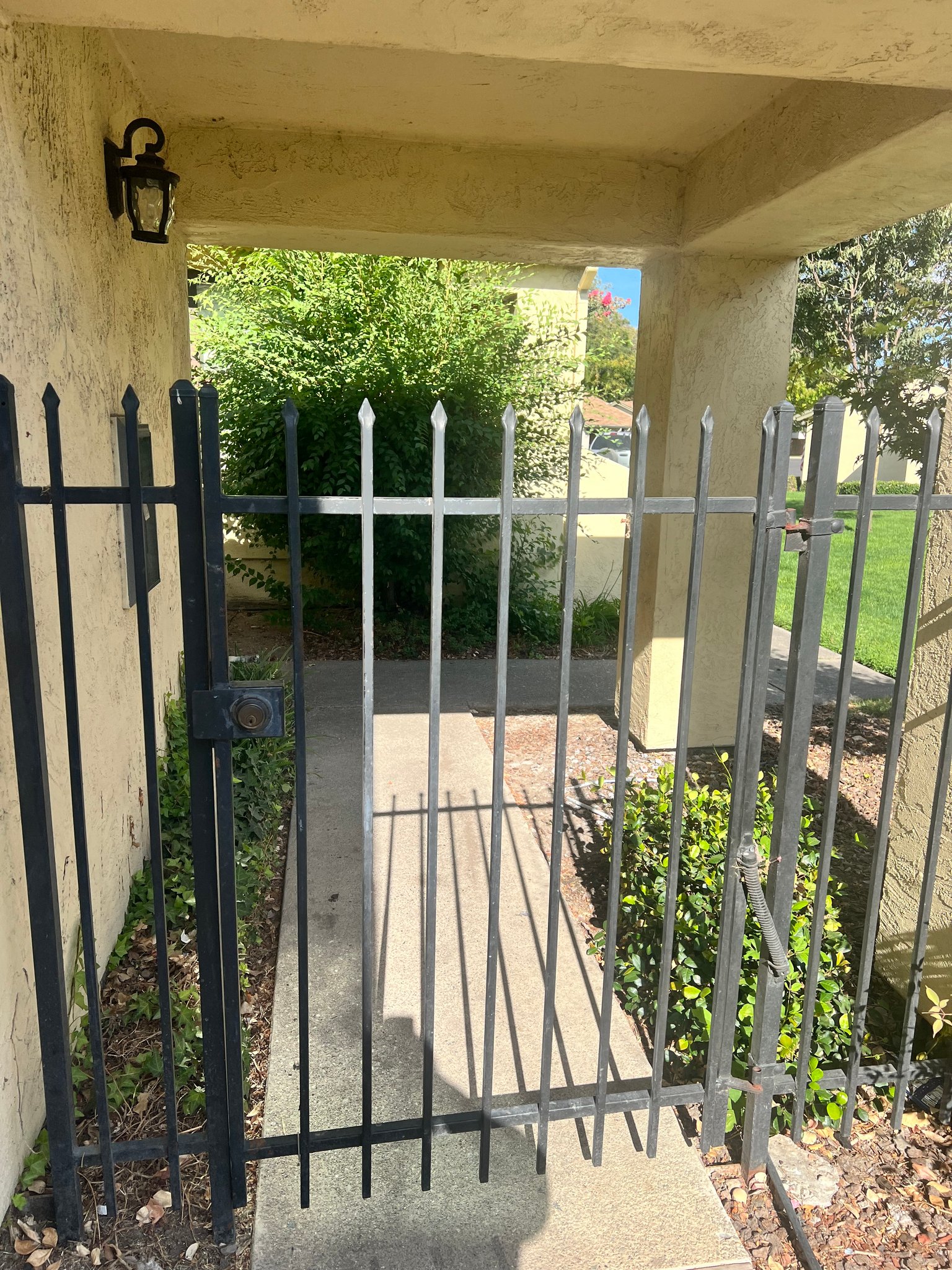 Stockton Condo: 1604 Porter Way