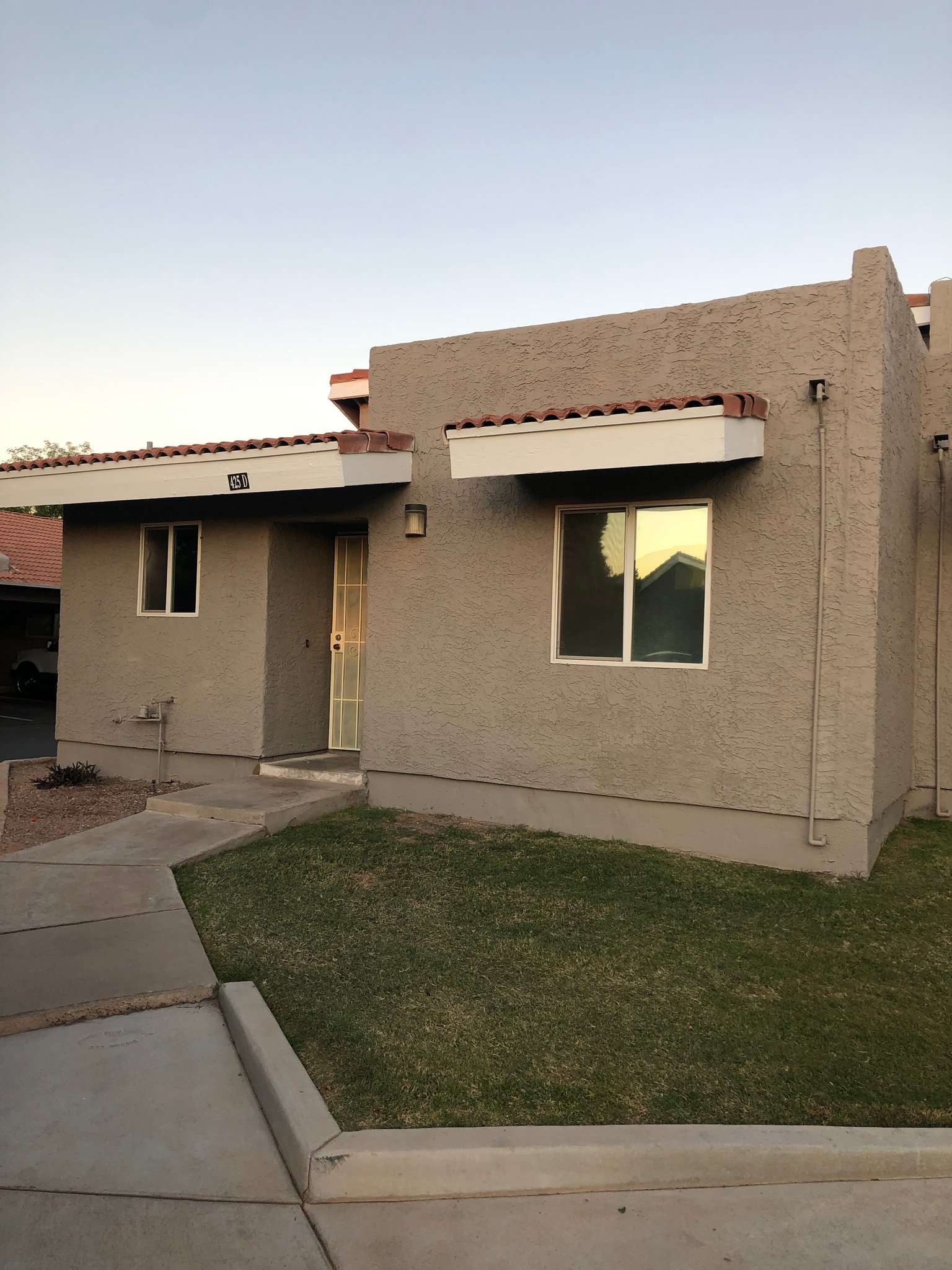 Gilbert Condo: 425 E Cullumber Ave