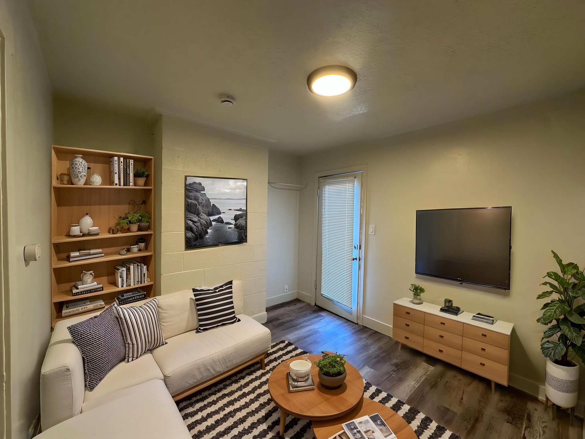 Springville Condo: 500 S Main