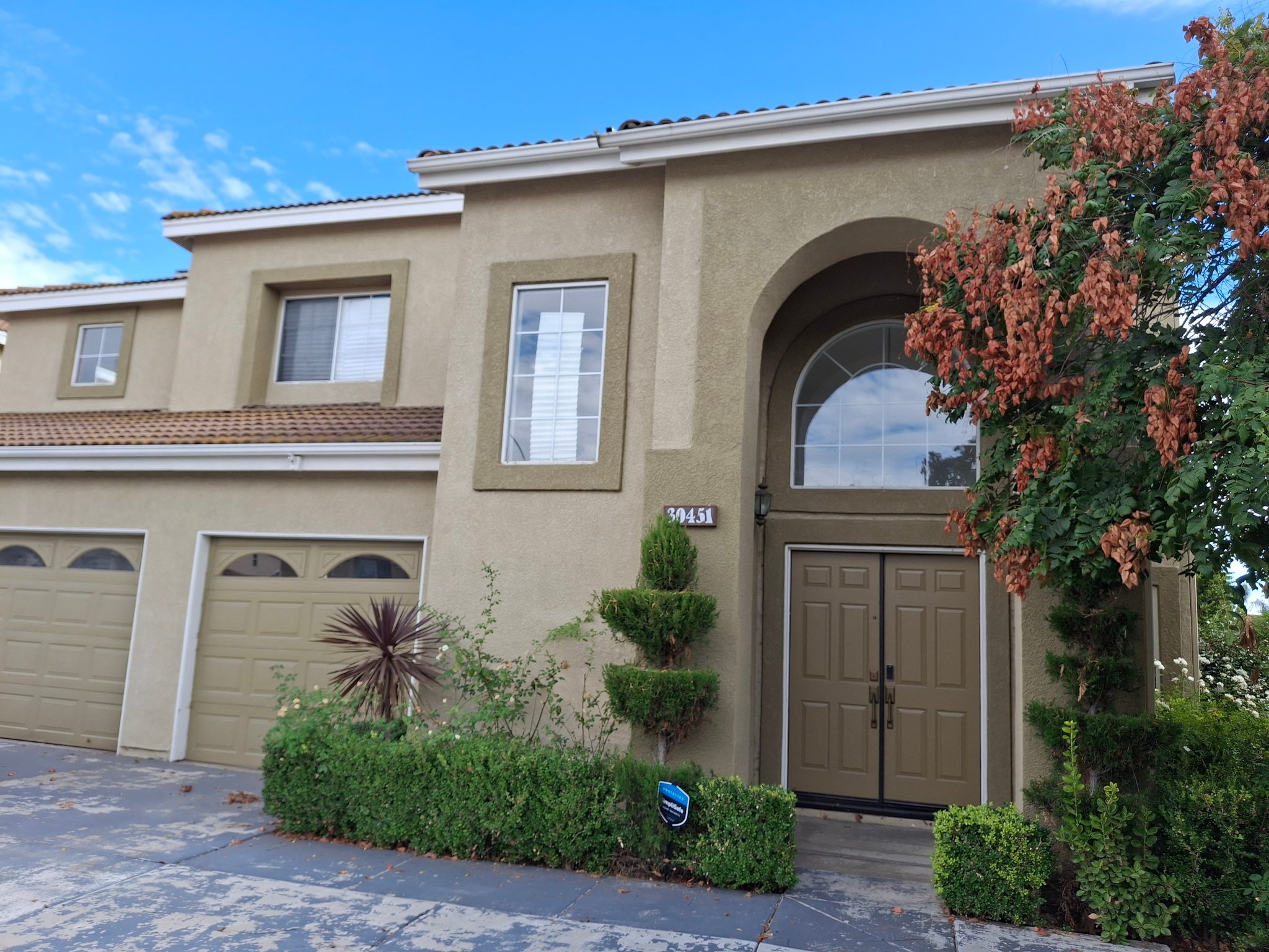 Murrieta House: 30451 Mendocino Way