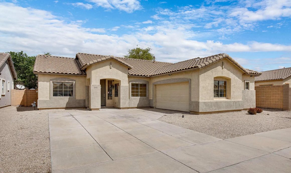 Queen Creek House: 19438 E Thornton Rd