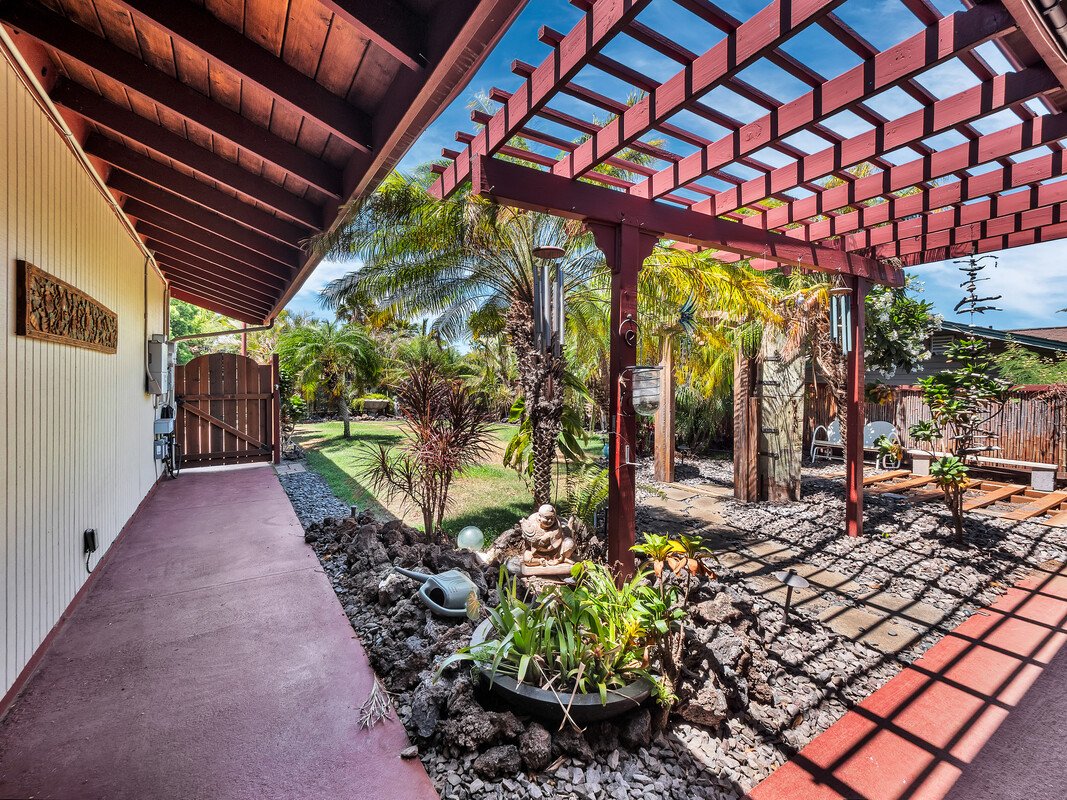 Waikoloa Village Multiplex: 68-1785 Paakea st