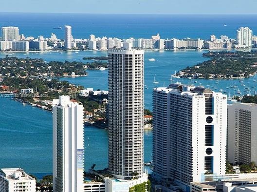MIAMI Condo: 1750 N Bayshore Dr