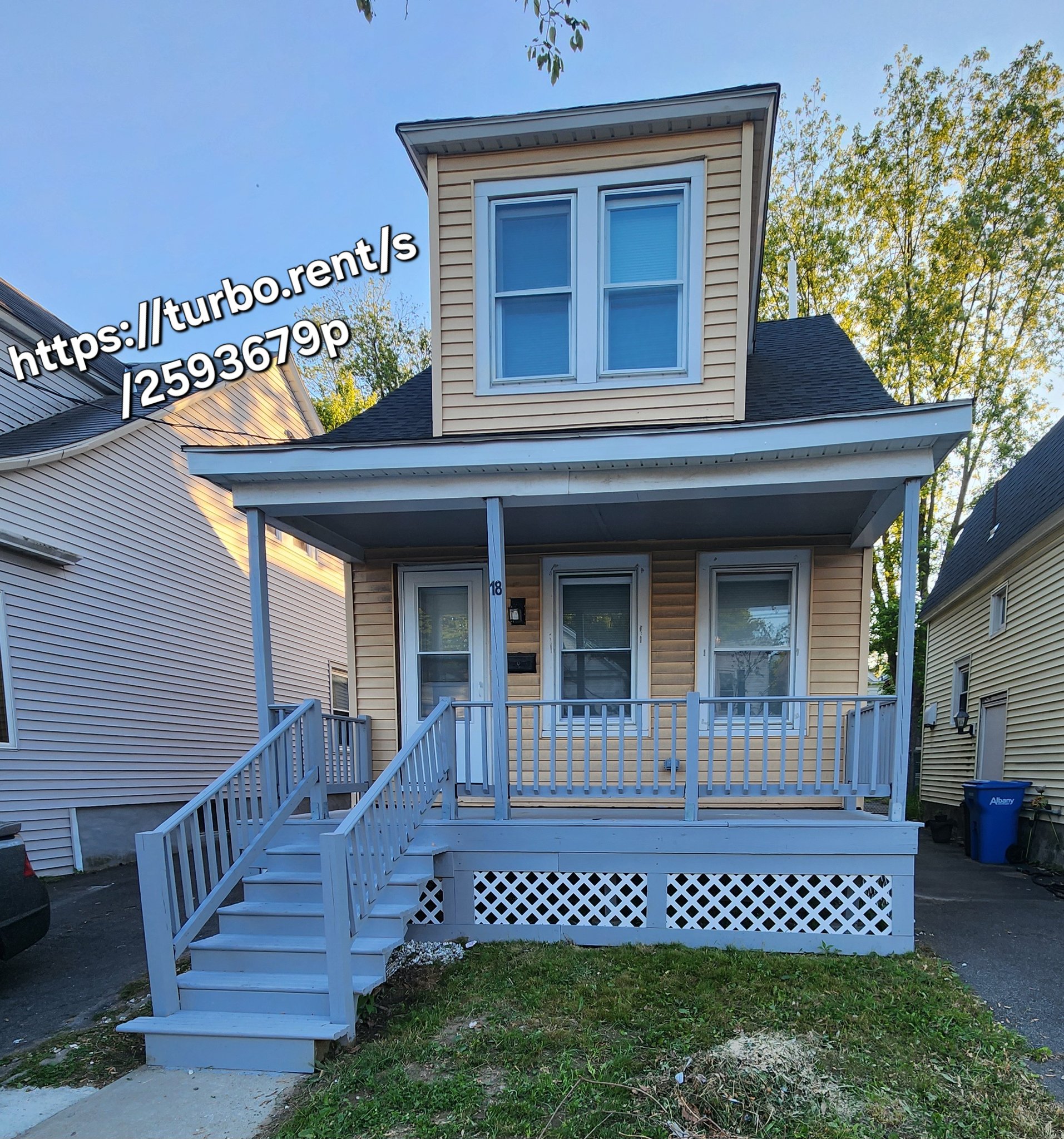 Albany House: 18 Jeanette St