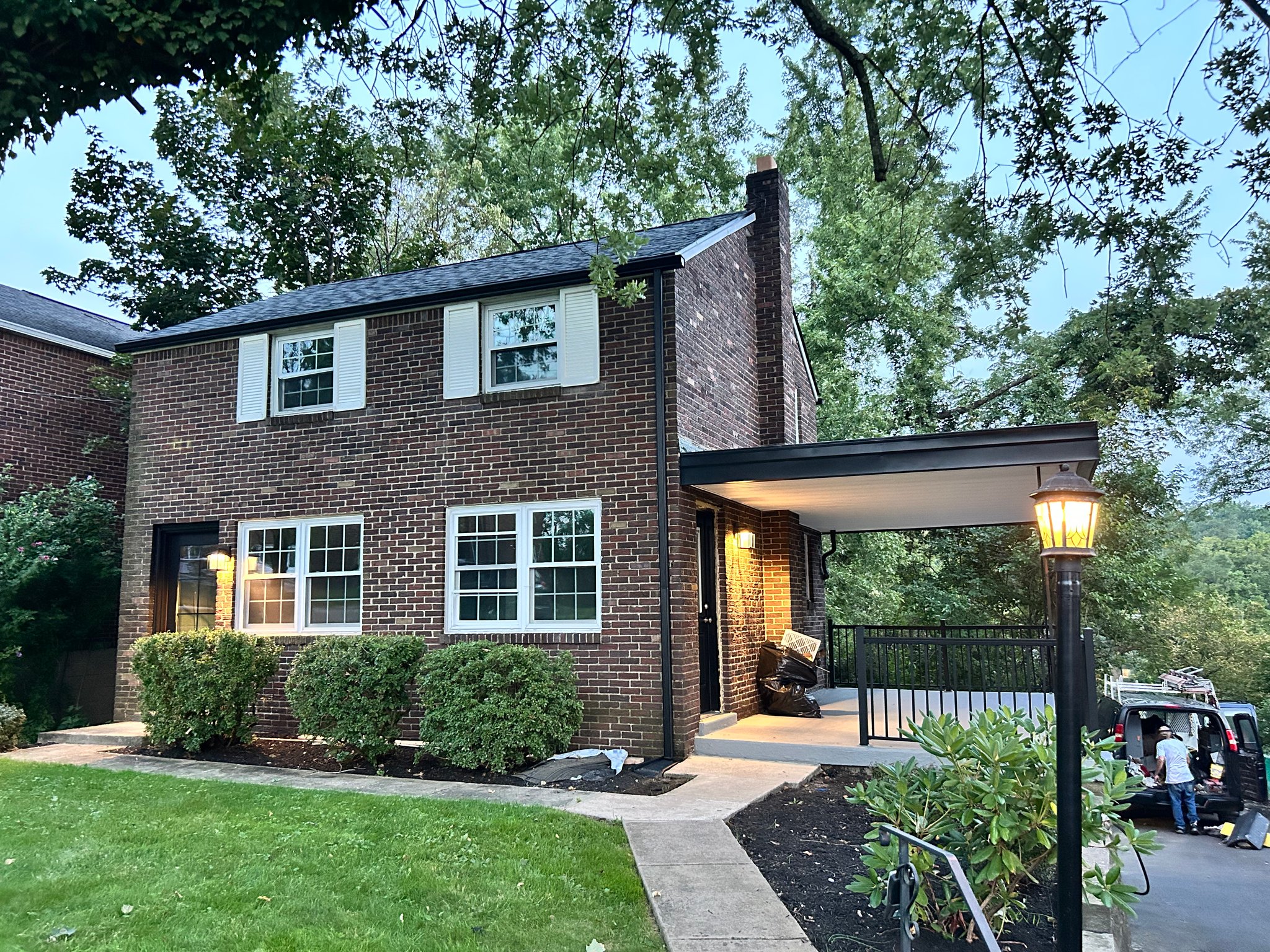 Pittsburgh House: 172 Rose Ave
