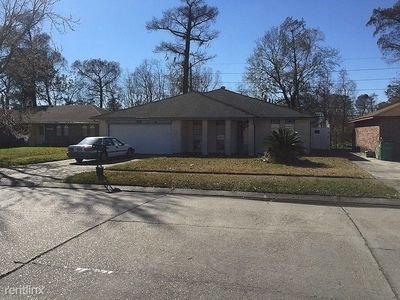 Harvey House: 2424 Oakmere Drive