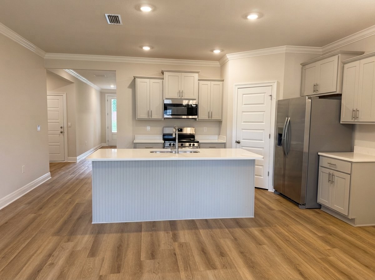 Fairhope House: 21194 Teluga Ave