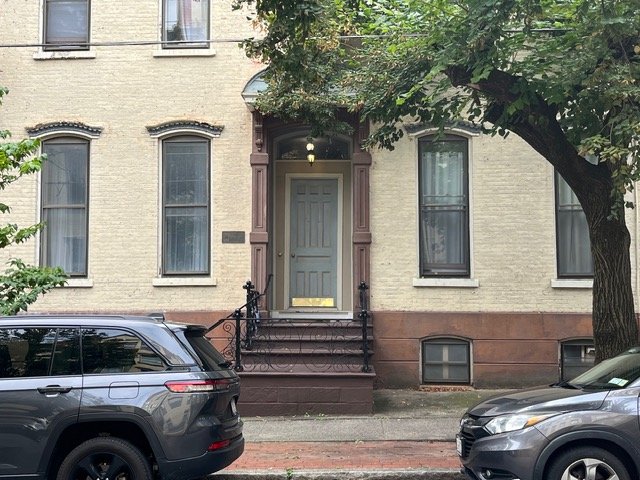 Albany Condo: 148 Lancaster St