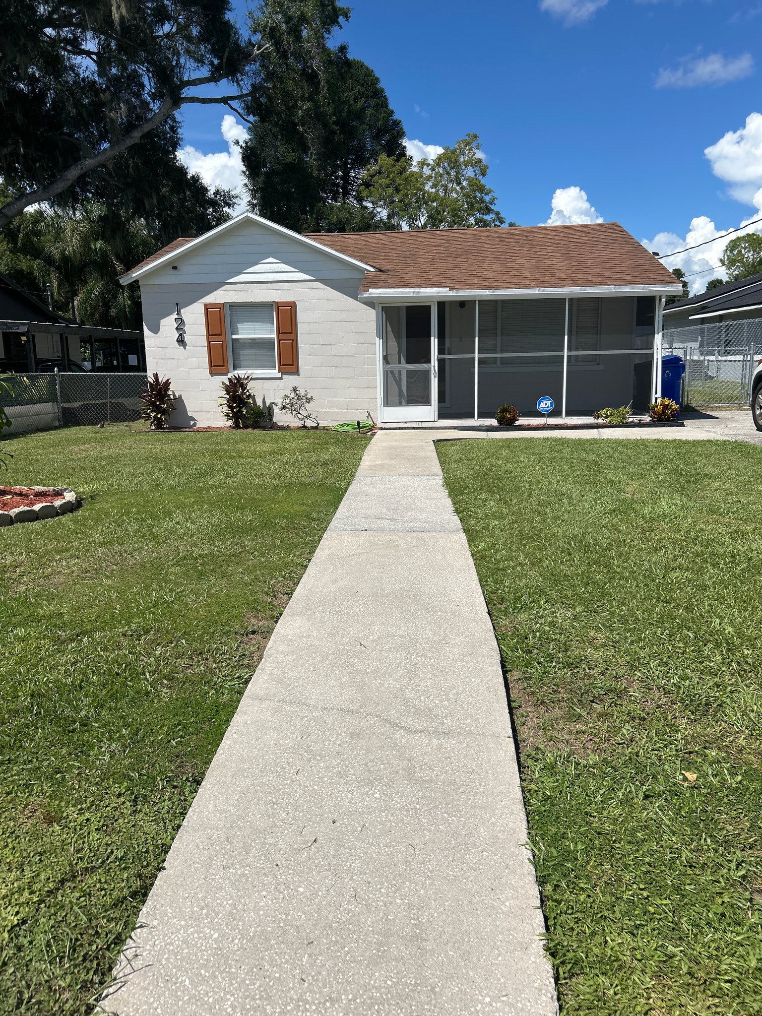 Lakeland House: 124 Swannanoa Street