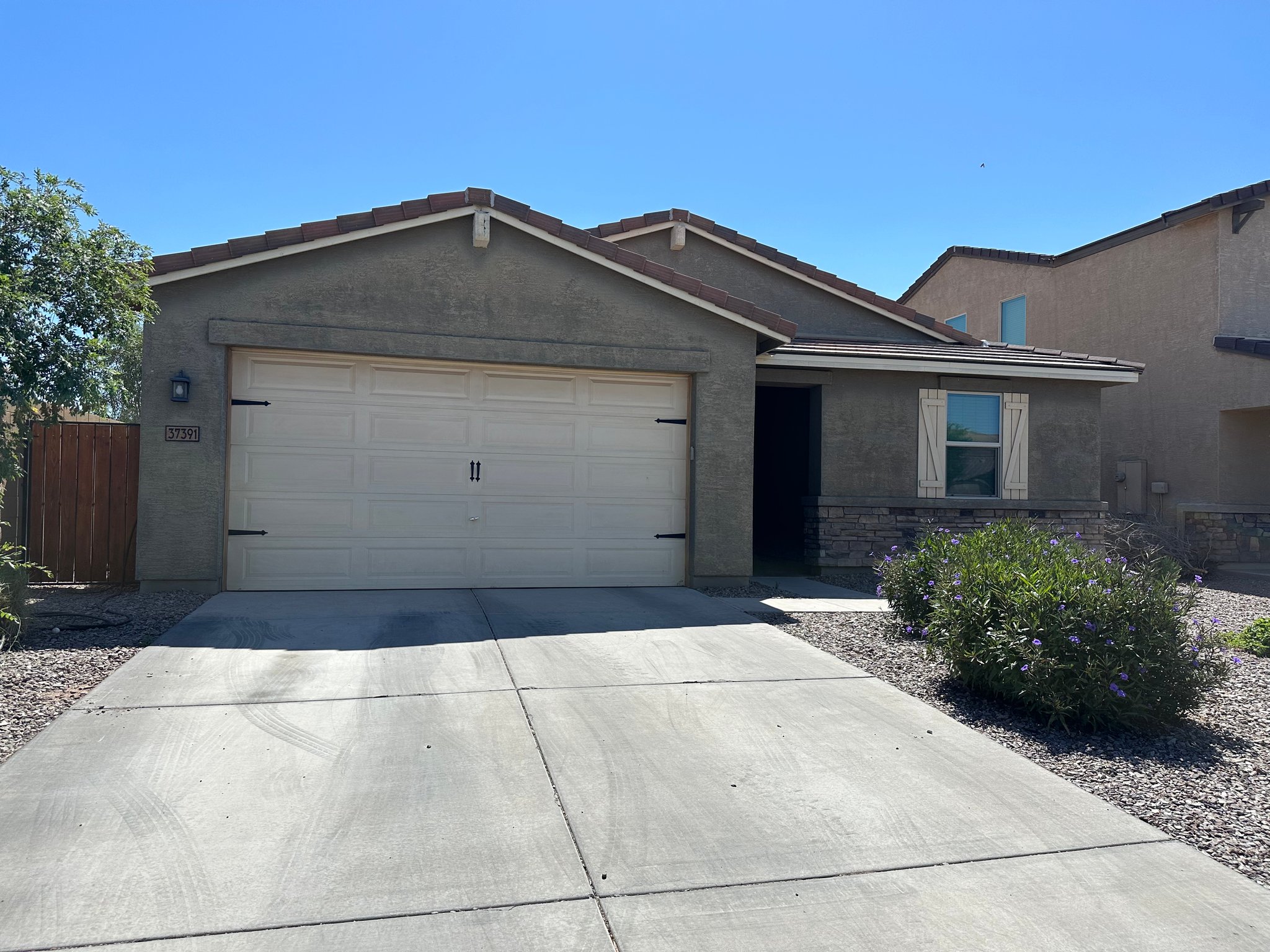 San Tan Valley House: 37391 N El Morro Trl