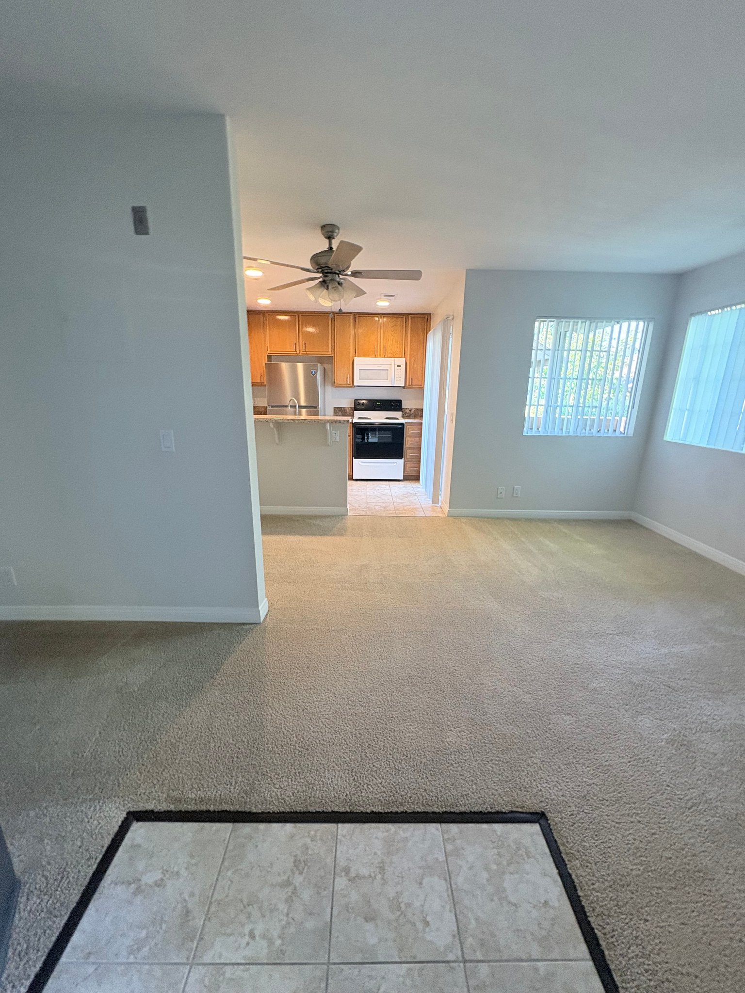 Fullerton Apartment: 1480 S Highland Ave