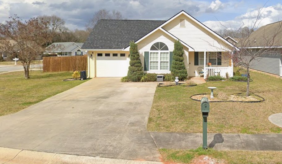 Warner Robins House: 400 Spike Trail