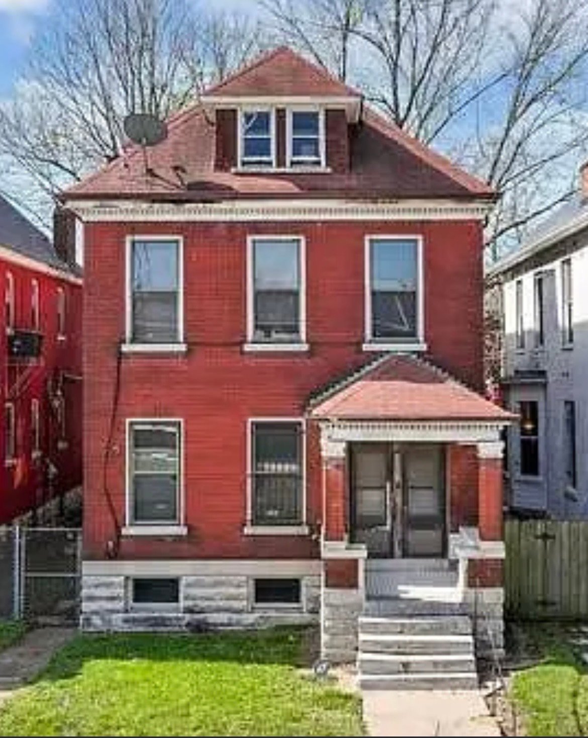 Saint Louis Multiplex: 2926 Dodier St