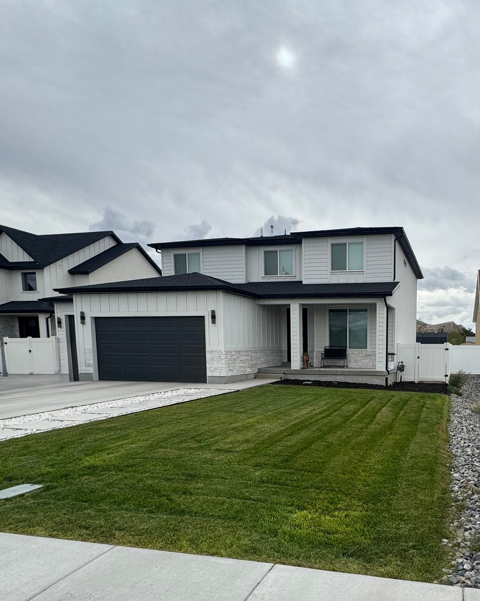 Magna Apartment: 2836 S Richards View Rd
