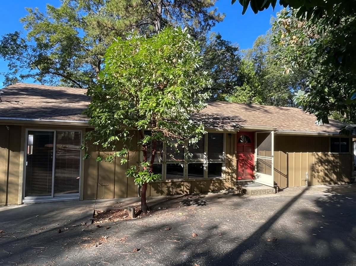 Nevada City House: 12123 Cement Hill Rd
