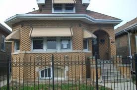 Chicago House: 2740 N Menard Ave