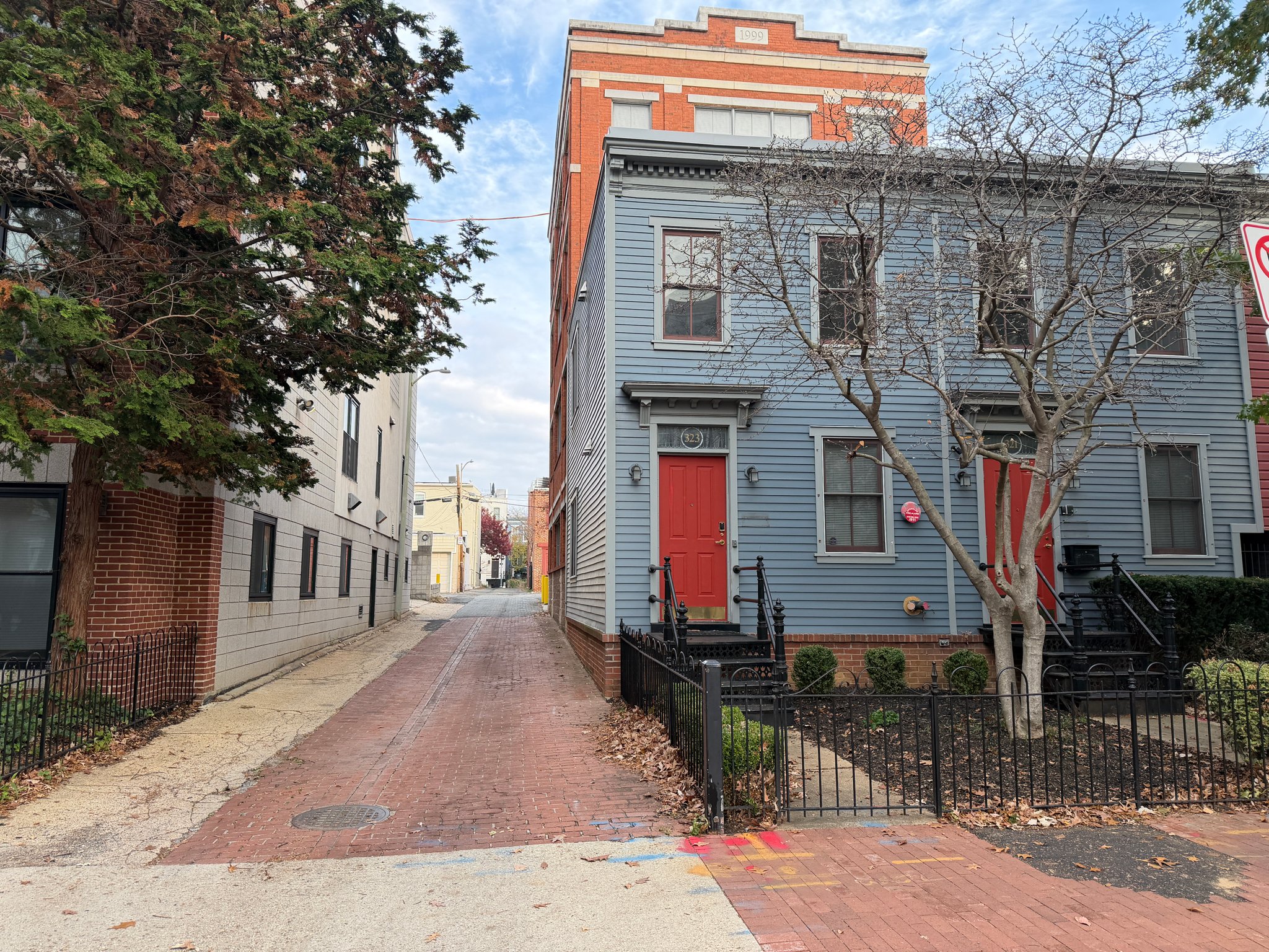 Washington Apartment: 1_8th Street, NE
