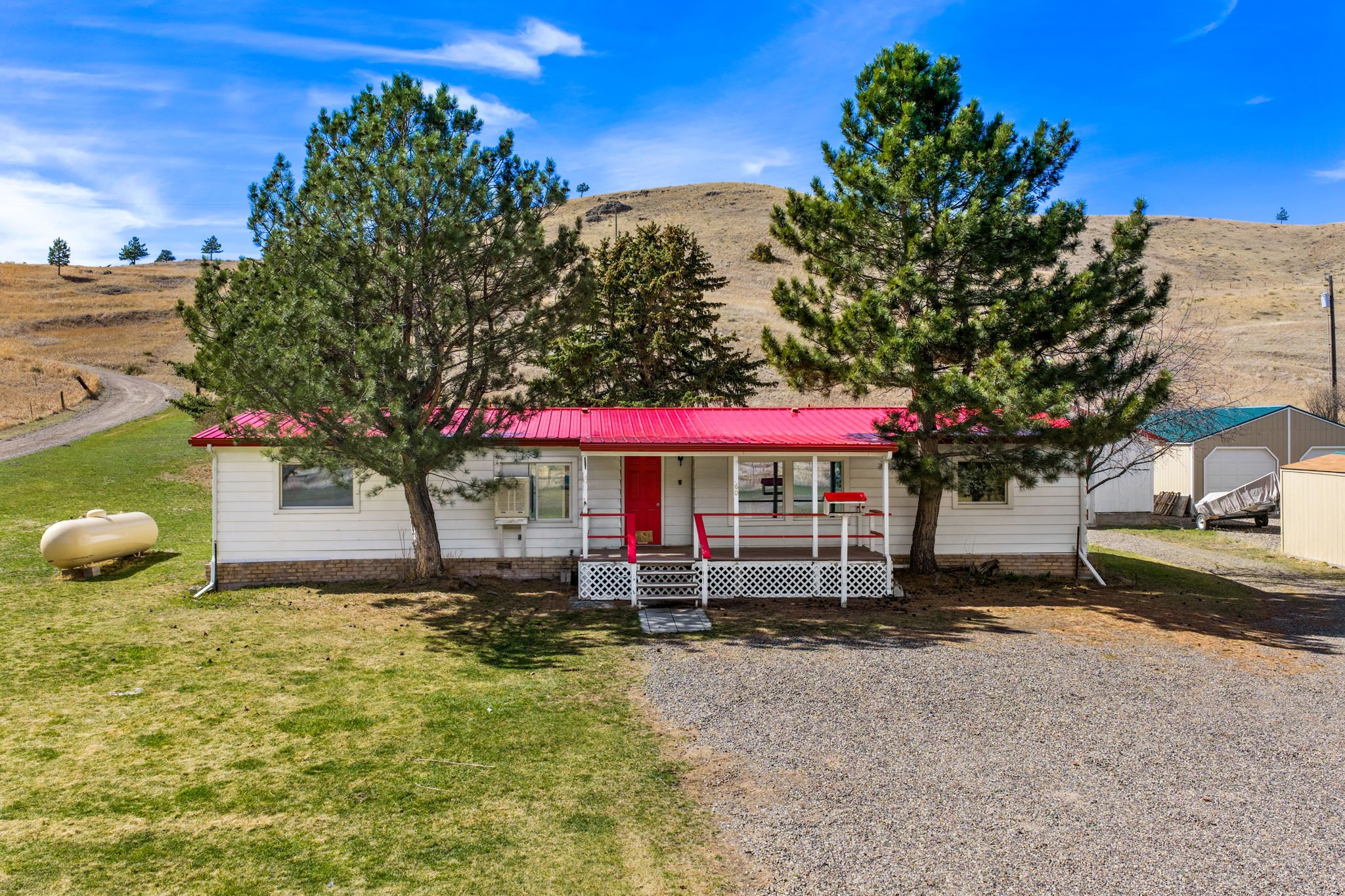 Cascade House: 60 Bald Eagle Drive