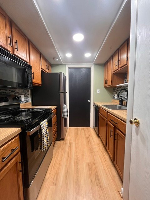 Dover Condo: 1005 Cocheco Court