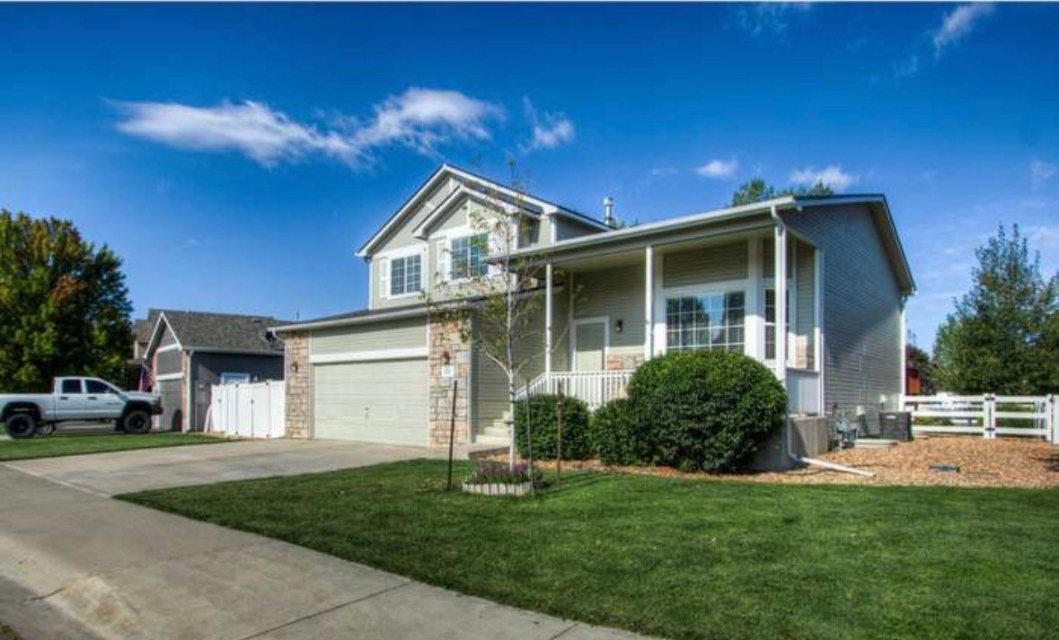 Loveland House: 221 Green Teal Dr